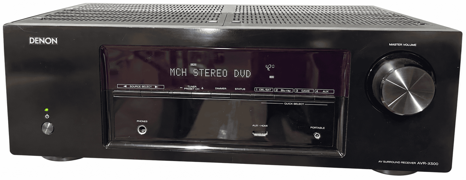 Receptor AV Denon AVR-X500 en fondo blanco